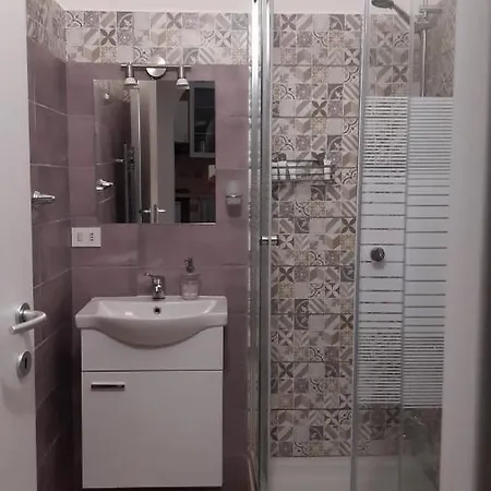 Apartamento Centro Storico Con Balcone E Camino - Tarquinia